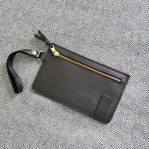 Portland Leather Goods Adriana striated black Unicorn